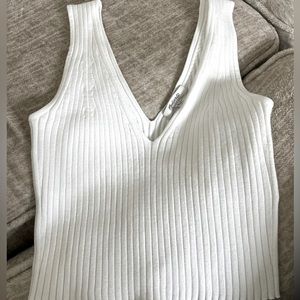 Madewell white v-neck sweater tank
